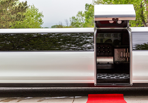 Affordable Limo Rentals in Miami for Corporate Events